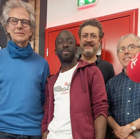 La parole aux poètes